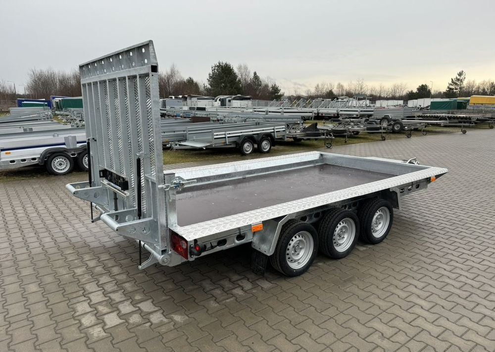 WIOLA Wiola B3540 MAX - 400 x 170 cm | 2546kg ładowności | trap stalowy | 3-osiowa budowlanka - Přepravník stavebních strojů: obrázek 3 WIOLA Wiola B3540 MAX - 400 x 170 cm | 2546kg ładowności | trap stalowy | 3-osiowa budowlanka - Přepravník stavebních strojů: obrázek 3