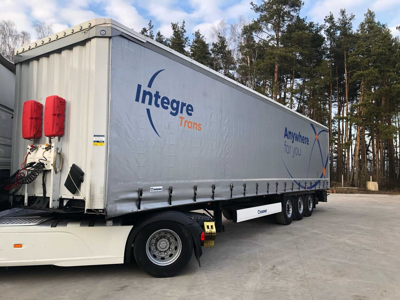 Krone 2023 rok, 93 m3,waga 6200 kg,Certyfikat XL, Multilock, z Niemiec - Jiná technika: obrázek 1 Krone 2023 rok, 93 m3,waga 6200 kg,Certyfikat XL, Multilock, z Niemiec - Jiná technika: obrázek 1