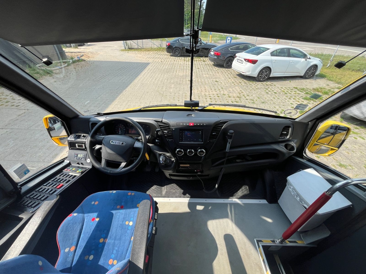 Turistický autobus Iveco Rosero First / 24+1+1 / Telma/ EURO6: obrázek 20