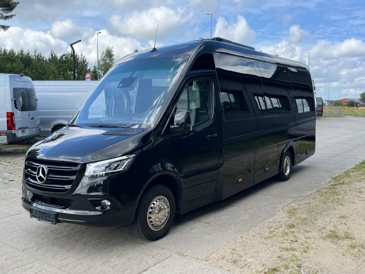 Mercedes-Benz Sprinter 519/ 3.0 V6 / LUXURY Tourist Bus - Turistický autobus: obrázek 4 Mercedes-Benz Sprinter 519/ 3.0 V6 / LUXURY Tourist Bus - Turistický autobus: obrázek 4