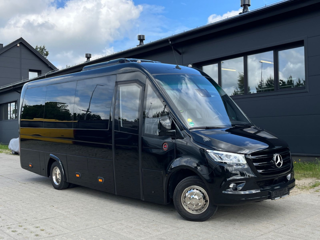 Mercedes-Benz Sprinter 519/ 3.0 V6 / LUXURY Tourist Bus - Turistický autobus: obrázek 2 Mercedes-Benz Sprinter 519/ 3.0 V6 / LUXURY Tourist Bus - Turistický autobus: obrázek 2