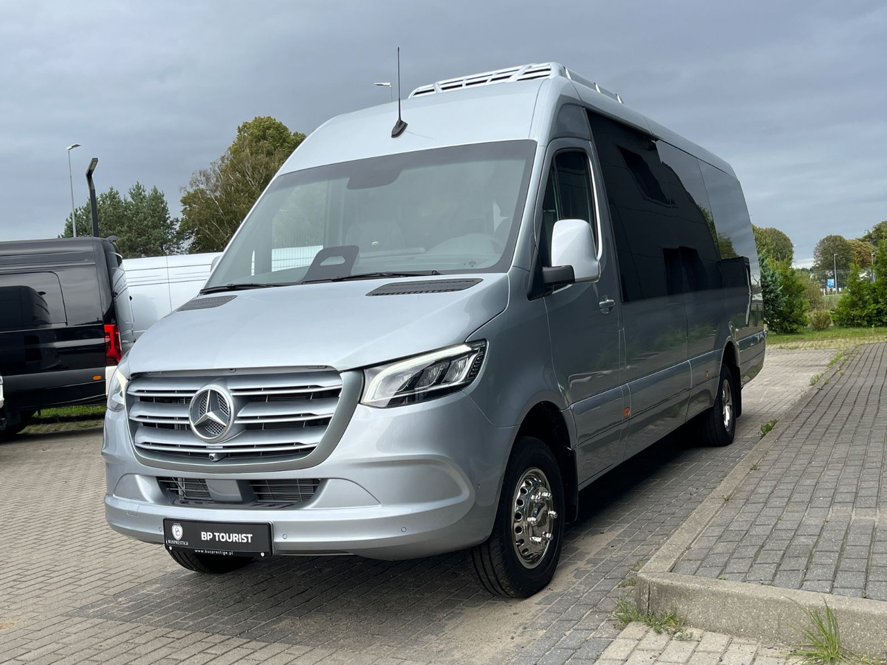 Mercedes-Benz Sprinter 519 TRANSFER XL / 22+1+1 / ON STOCK!!! Mercedes-Benz Sprinter 519 TOURIST XL/ 21-24 Seats/ IN STOCK! - Minibus, Mikrobus: obrázek 3 Mercedes-Benz Sprinter 519 TRANSFER XL / 22+1+1 / ON STOCK!!! Mercedes-Benz Sprinter 519 TOURIST XL/ 21-24 Seats/ IN STOCK! - Minibus, Mikrobus: obrázek 3