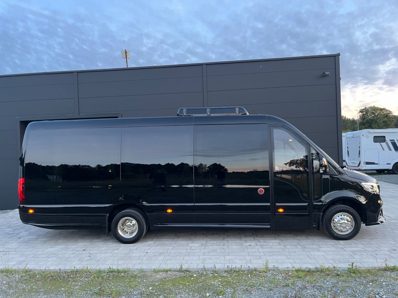 Mercedes-Benz Sprinter 519 XL /19+1+1/Luxury Bus /Coming Soon! Mercedes-Benz Sprinter 519 XL /19+1+1/Luxury /Panorama Windows - Minibus, Mikrobus: obrázek 4 Mercedes-Benz Sprinter 519 XL /19+1+1/Luxury Bus /Coming Soon! Mercedes-Benz Sprinter 519 XL /19+1+1/Luxury /Panorama Windows - Minibus, Mikrobus: obrázek 4