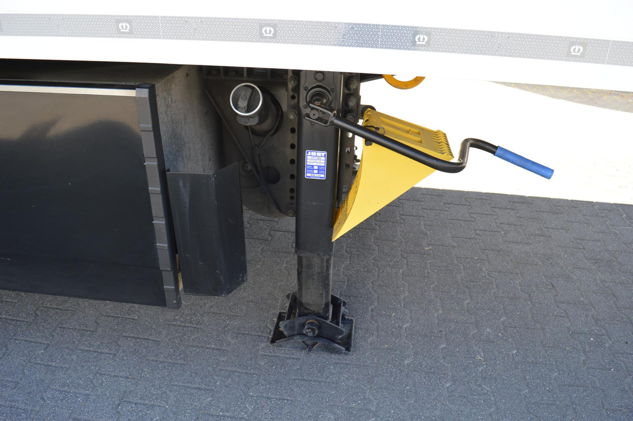 Krone SDR Cool Liner FP 60 ThermoKing SLXi 300 - Chladírenský návěs: obrázek 4 Krone SDR Cool Liner FP 60 ThermoKing SLXi 300 - Chladírenský návěs: obrázek 4