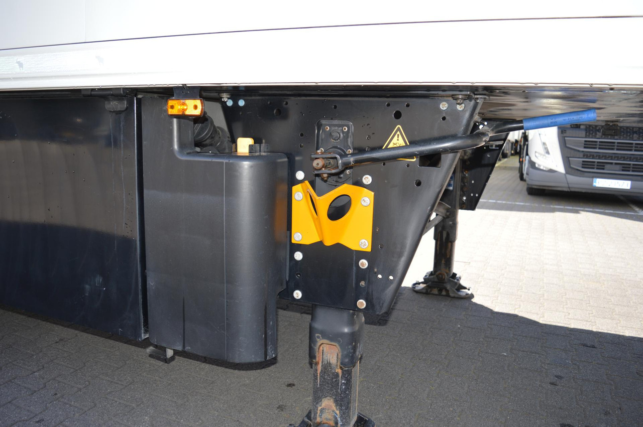 Schmitz Cargobull SKO FP 45 ThermoKing SLXi 300 - Chladírenský návěs: obrázek 4 Schmitz Cargobull SKO FP 45 ThermoKing SLXi 300 - Chladírenský návěs: obrázek 4