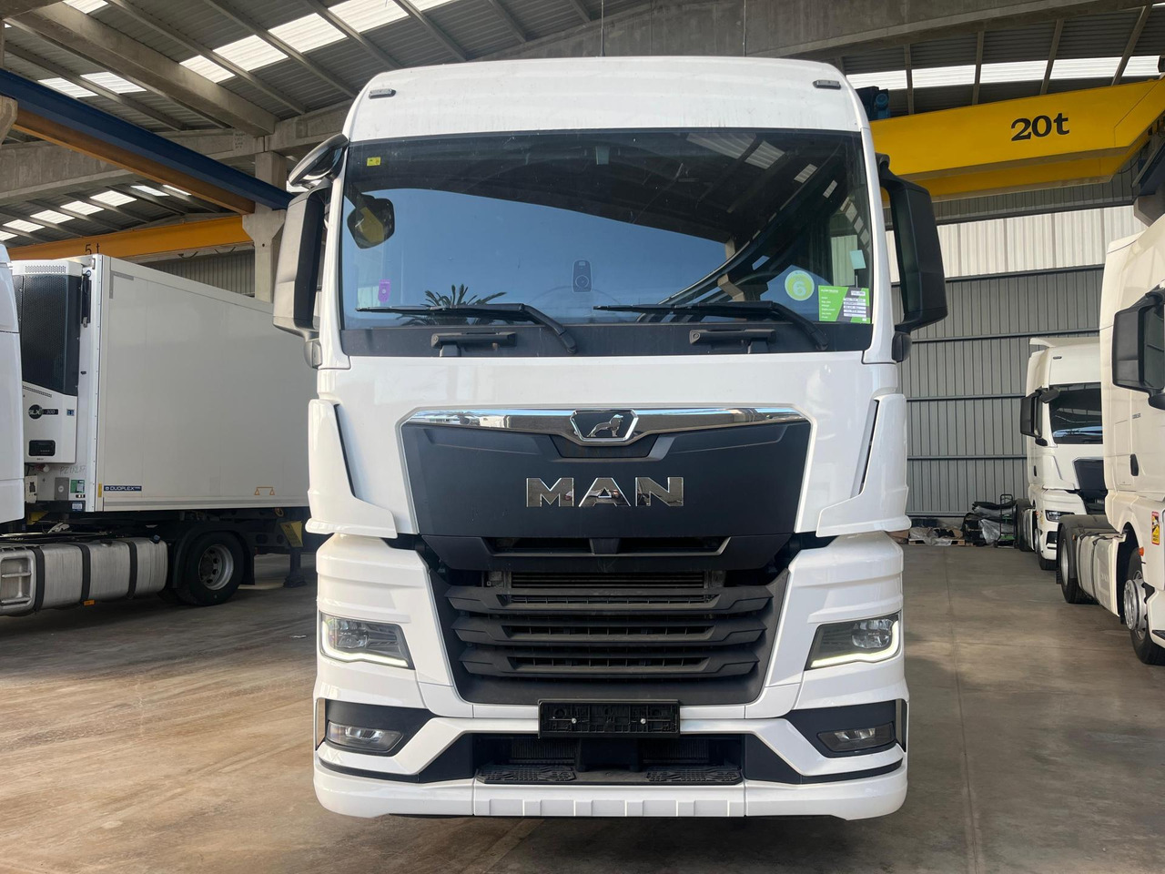 MAN TGX 18.470 GM Retarder - Tahač: obrázek 3 MAN TGX 18.470 GM Retarder - Tahač: obrázek 3