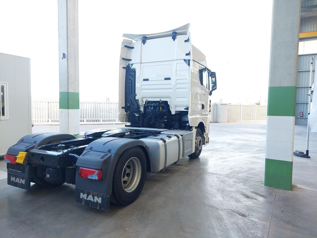 MAN TGX 18.480 GX - Tahač: obrázek 2 MAN TGX 18.480 GX - Tahač: obrázek 2