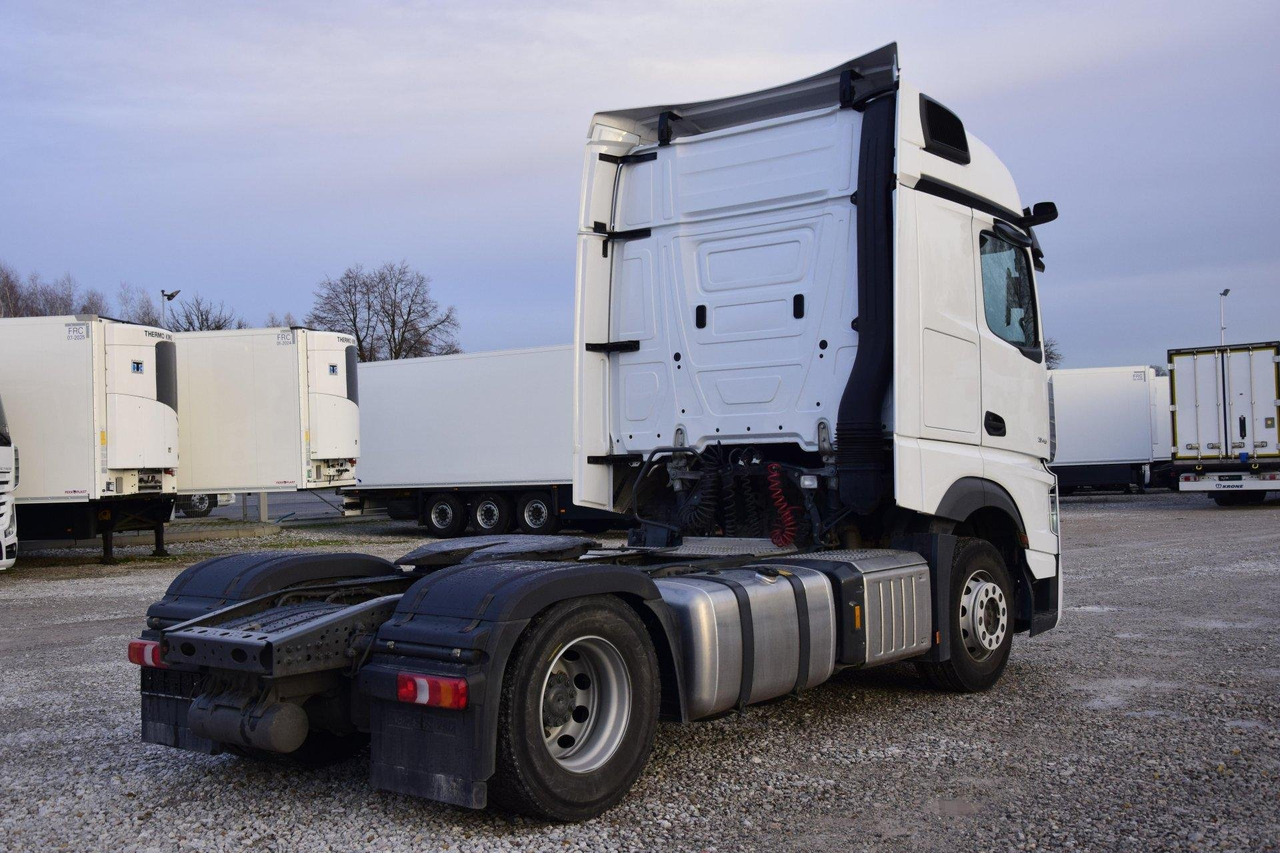 Mercedes-Benz Actros 5 1845 BigSpace - Tahač: obrázek 4 Mercedes-Benz Actros 5 1845 BigSpace - Tahač: obrázek 4