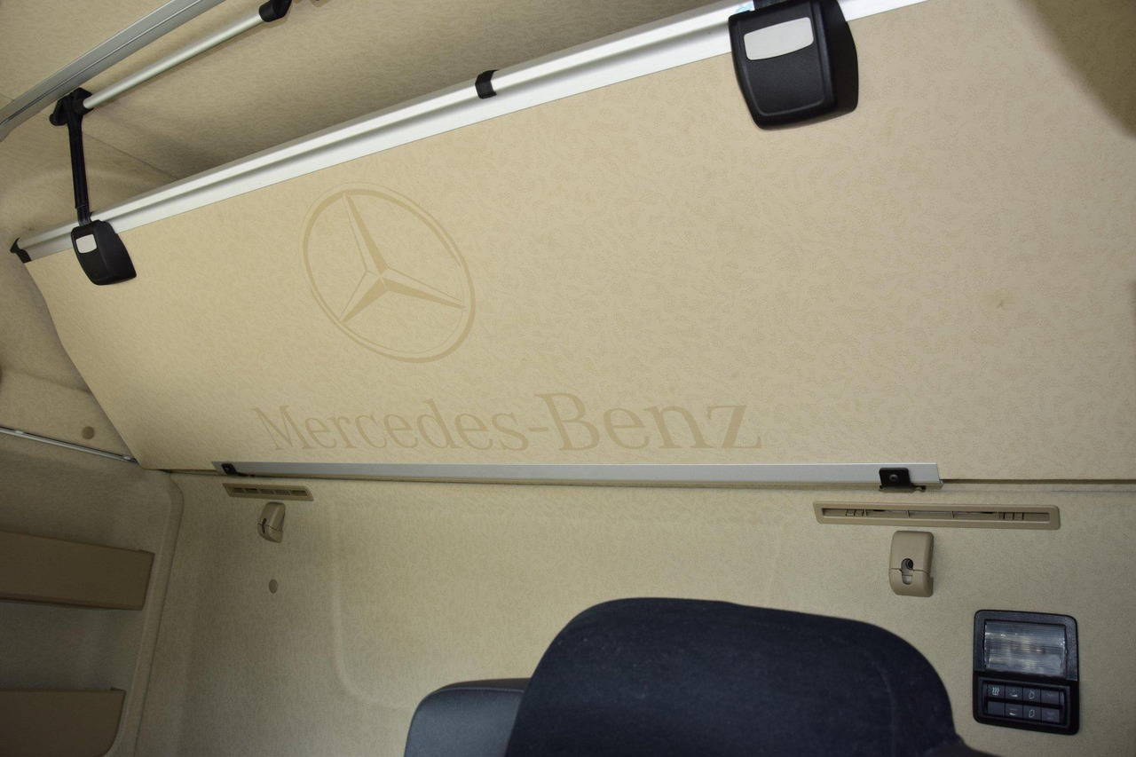 Tahač Mercedes-Benz Actros 5 1845 BigSpace: obrázek 9