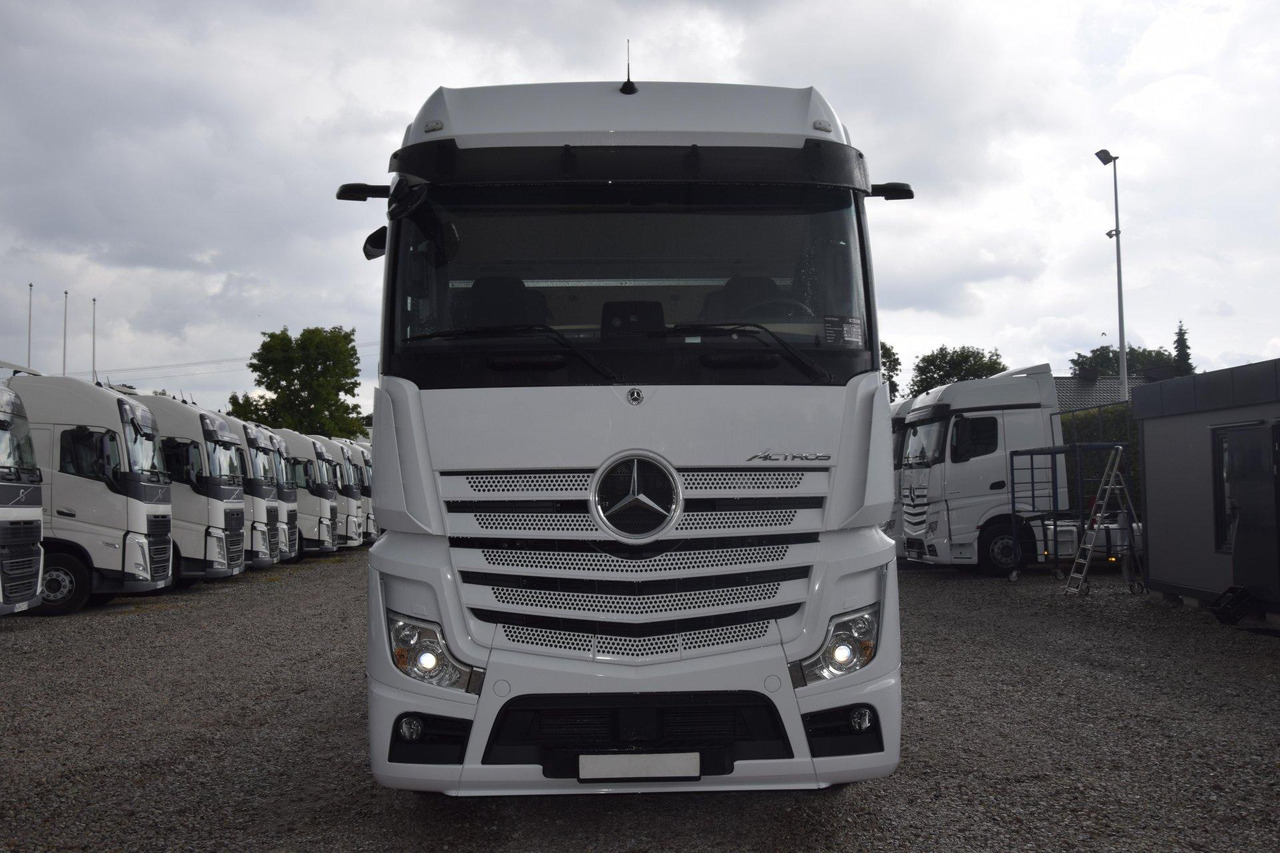 Mercedes-Benz Actros 5 1845 BigSpace - Tahač: obrázek 2 Mercedes-Benz Actros 5 1845 BigSpace - Tahač: obrázek 2