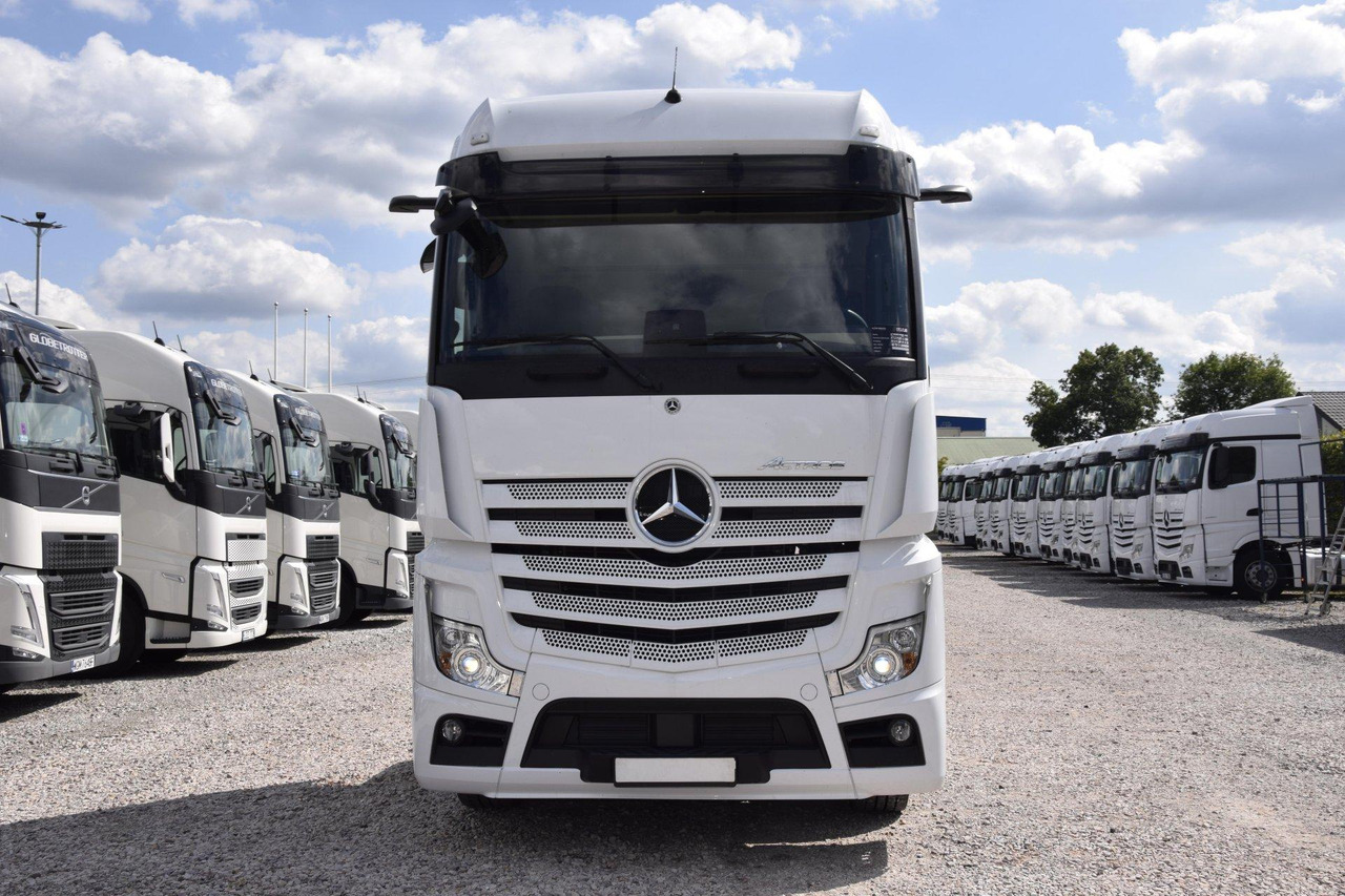 Mercedes-Benz Actros 5 1845 BigSpace - Tahač: obrázek 2 Mercedes-Benz Actros 5 1845 BigSpace - Tahač: obrázek 2
