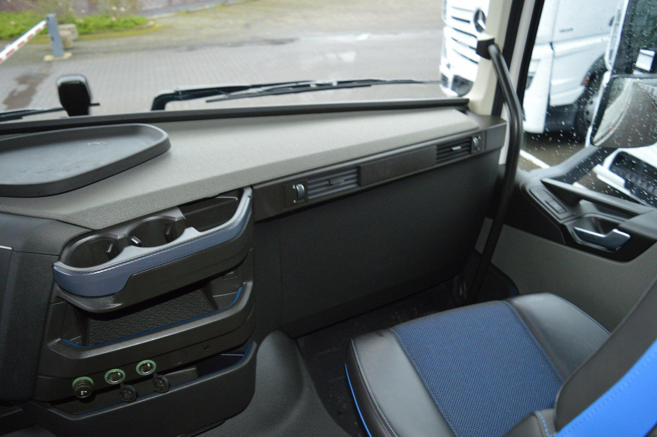 Tahač Volvo FH 460 Globetrotter XL Varios i-Save: obrázek 13