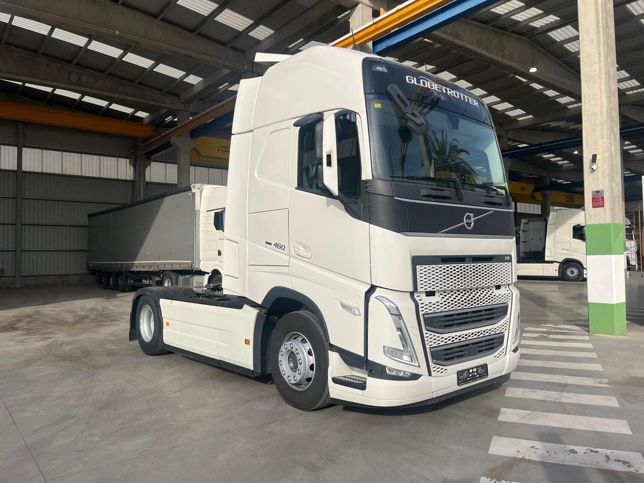Volvo FH 460 Globetrotter XL i-Save I-ParkCool - Tahač: obrázek 2 Volvo FH 460 Globetrotter XL i-Save I-ParkCool - Tahač: obrázek 2