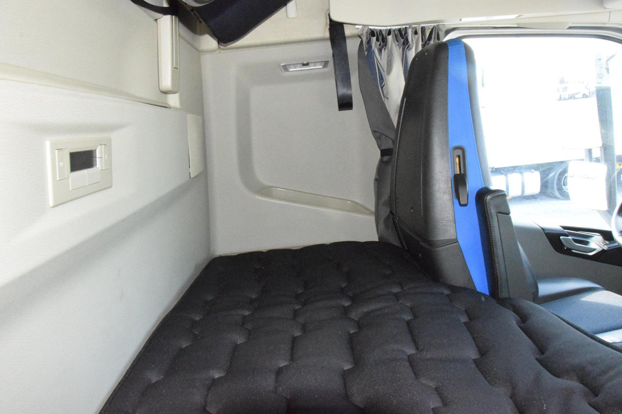 Tahač Volvo FH 460 Globetrotter XL i-Save: obrázek 12