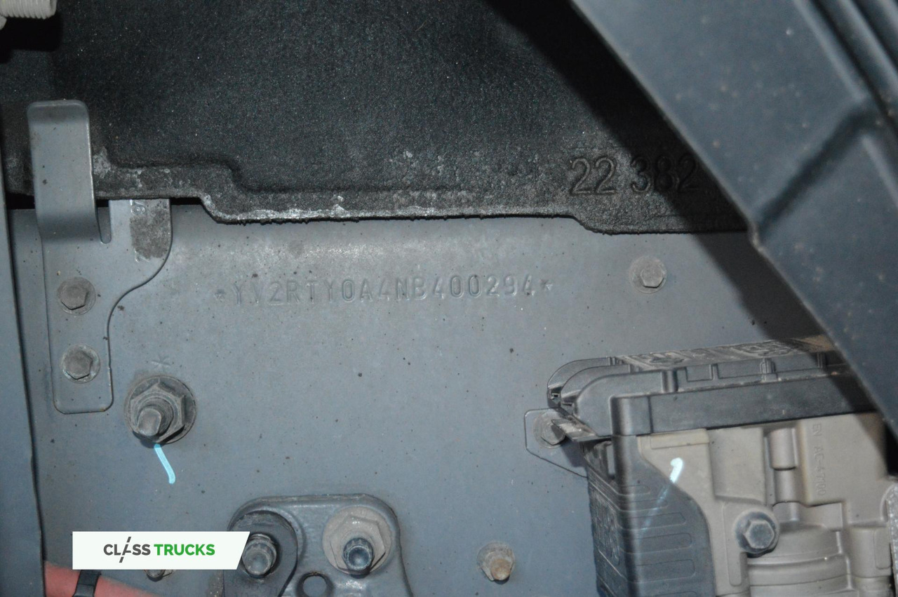 Tahač Volvo FH 460 Globetrotter XL i-Save Side Skirts: obrázek 17