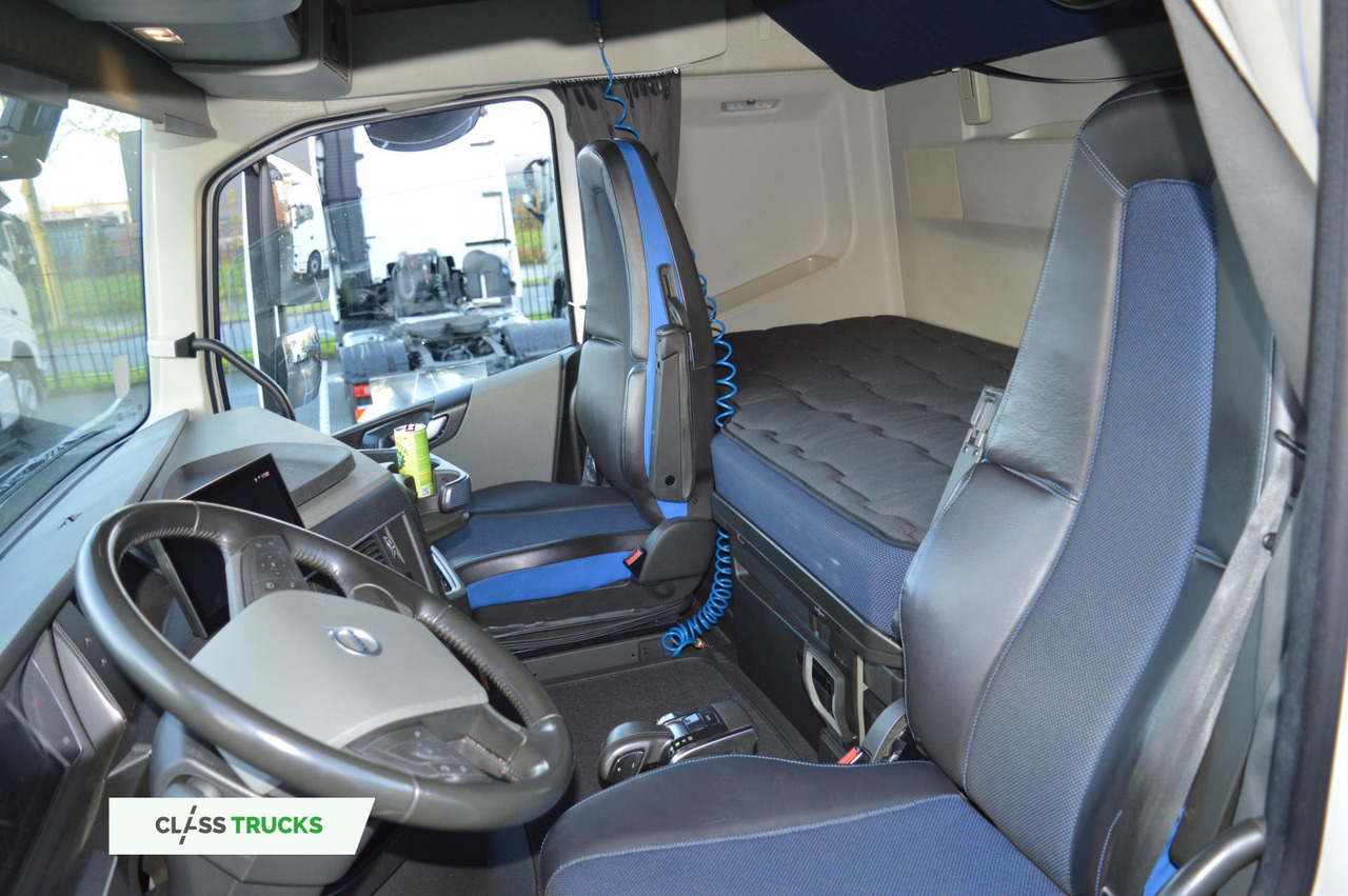 Tahač Volvo FH 460 Globetrotter XL i-Save Side Skirts: obrázek 9