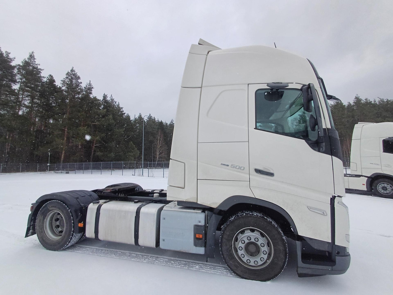 Volvo FH 500 Globetrotter XL - Tahač: obrázek 2 Volvo FH 500 Globetrotter XL - Tahač: obrázek 2