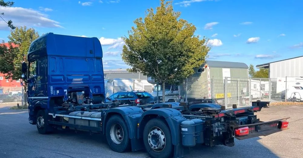 DAF XF 480 |Euro 6 | Automat | Retarder | Mobilna klimatyzacja | 6x2 | oś skrętna podnoszona | 193.000 km - Podvozek s kabinou: obrázek 4 DAF XF 480 |Euro 6 | Automat | Retarder | Mobilna klimatyzacja | 6x2 | oś skrętna podnoszona | 193.000 km - Podvozek s kabinou: obrázek 4