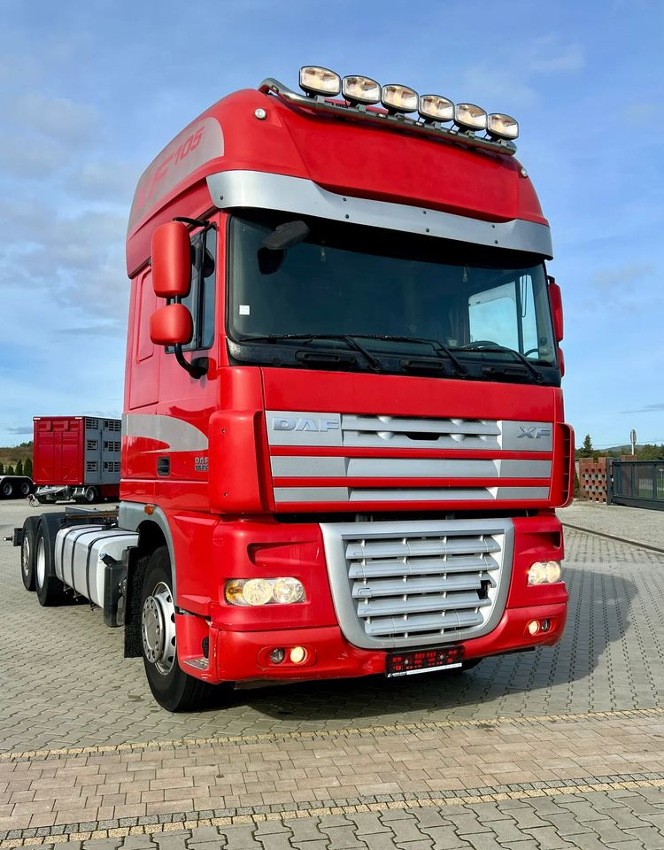DAF XF105.510 | 6x2 | Pod zabudowę |Os podnoszona i skrętna | Retarder | Webasto | Klimatyzacja - Podvozek s kabinou: obrázek 1 DAF XF105.510 | 6x2 | Pod zabudowę |Os podnoszona i skrętna | Retarder | Webasto | Klimatyzacja - Podvozek s kabinou: obrázek 1