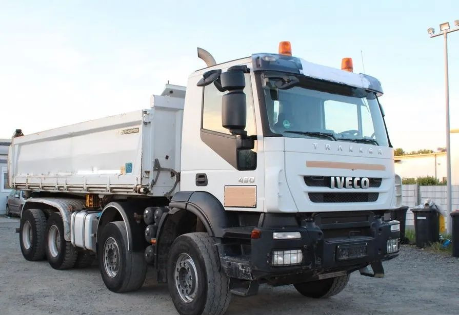 Iveco Trakker 450 |8x4 | Wywrotka trójstronna Meiller Bordmatik | Euro 5 | - Sklápěč: obrázek 2 Iveco Trakker 450 |8x4 | Wywrotka trójstronna Meiller Bordmatik | Euro 5 | - Sklápěč: obrázek 2