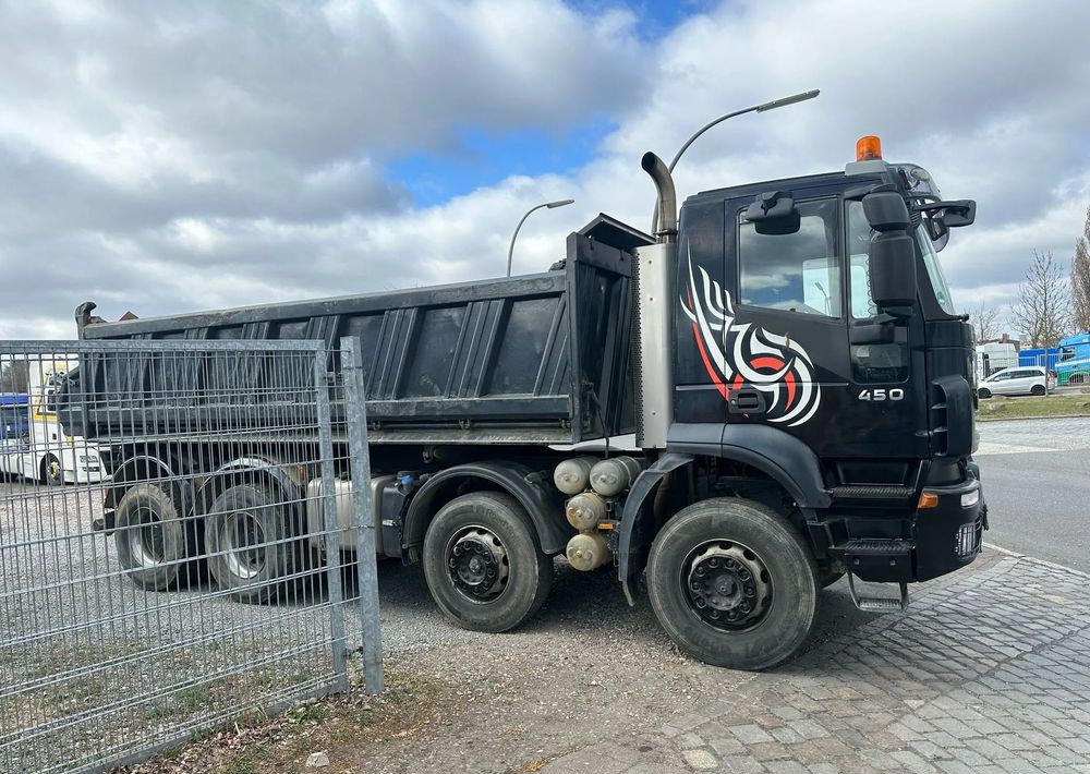 Iveco Trakker 450 | Trójstronna wywrotka | 2008 | 8x4 | Retarder | Bordmatik | Manual | - Sklápěč: obrázek 4 Iveco Trakker 450 | Trójstronna wywrotka | 2008 | 8x4 | Retarder | Bordmatik | Manual | - Sklápěč: obrázek 4
