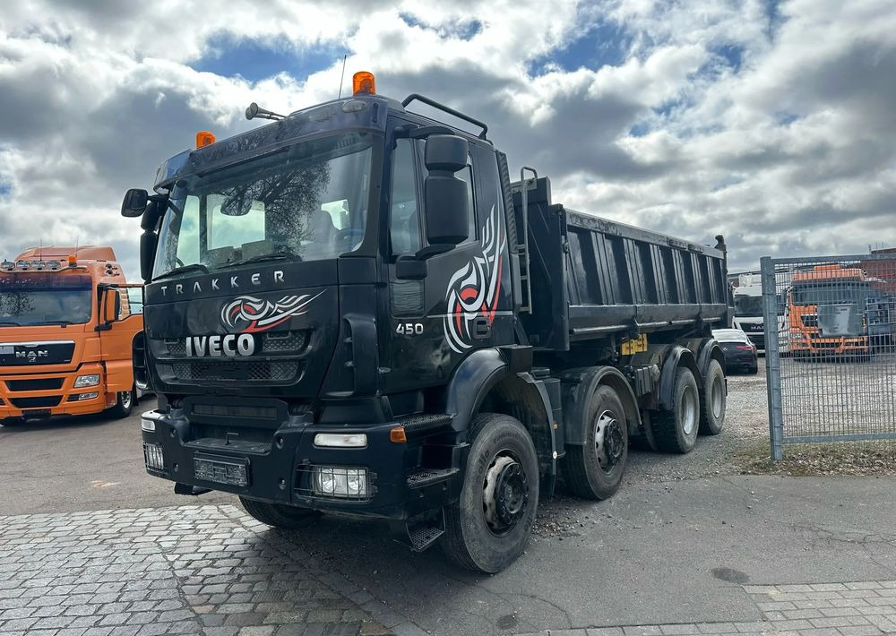 Iveco Trakker 450 | Trójstronna wywrotka | 2008 | 8x4 | Retarder | Bordmatik | Manual | - Sklápěč: obrázek 1 Iveco Trakker 450 | Trójstronna wywrotka | 2008 | 8x4 | Retarder | Bordmatik | Manual | - Sklápěč: obrázek 1