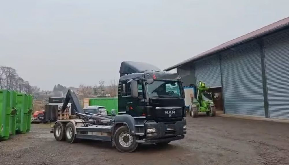 MAN TGS 26.440 6x4 – Meiller z systemem HDS (roll-off) + Kontener + Przyczepa – Euro 5 - Hákový nosič kontejnerů: obrázek 3 MAN TGS 26.440 6x4 – Meiller z systemem HDS (roll-off) + Kontener + Przyczepa – Euro 5 - Hákový nosič kontejnerů: obrázek 3