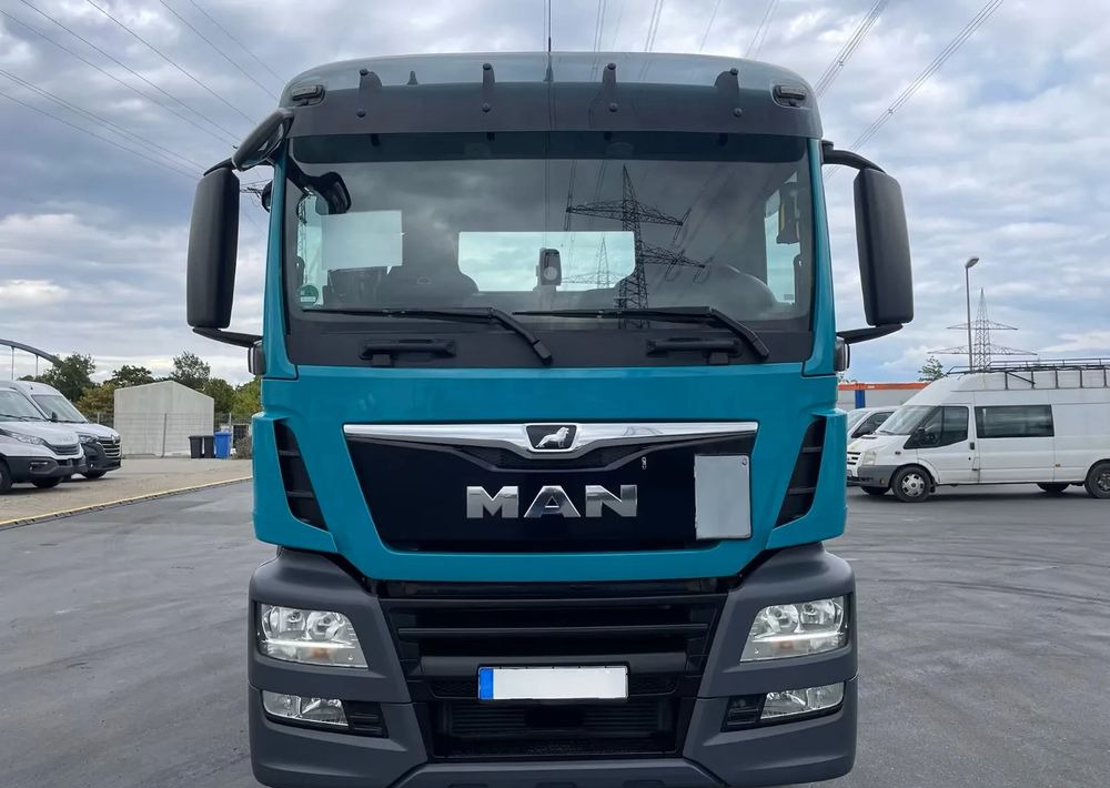 MAN TGS 26.470 6x2 - Hákový nosič kontejnerů: obrázek 2 MAN TGS 26.470 6x2 - Hákový nosič kontejnerů: obrázek 2