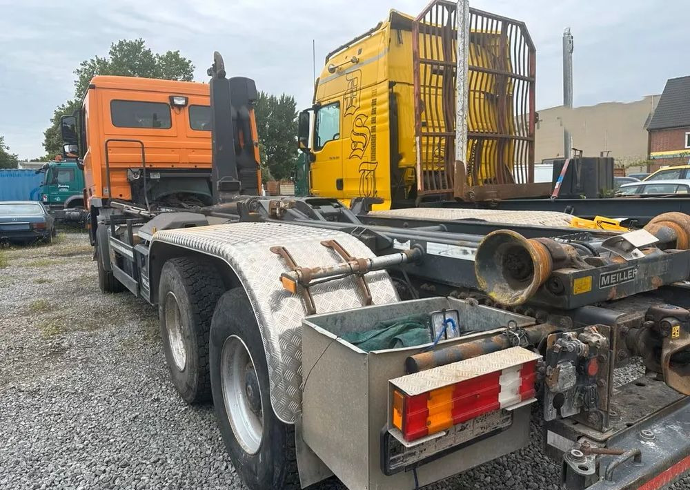 Mercedes-Benz 2648 / 6x4 / Meiller HAKOWIEC / Retarder / Klimatyzacja / Euro 5 - Hákový nosič kontejnerů: obrázek 3 Mercedes-Benz 2648 / 6x4 / Meiller HAKOWIEC / Retarder / Klimatyzacja / Euro 5 - Hákový nosič kontejnerů: obrázek 3