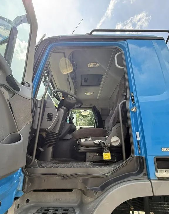 Sklápěč Mercedes-Benz Actros 4141AK 8x8 MP3 • Wywrotka Meiller  • Euro 5: obrázek 13
