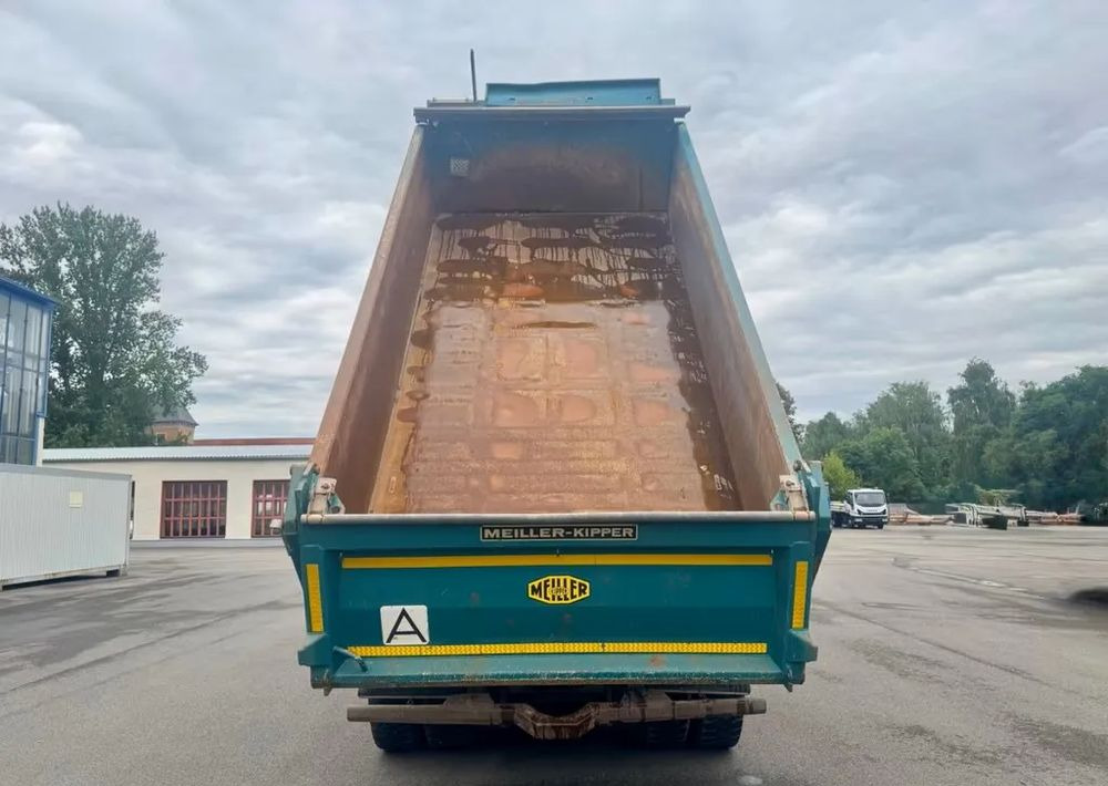 Sklápěč Mercedes-Benz Arocs 2646 6x4 – Wywrotka trójstronna Meiller / Bordmatik / Euro6: obrázek 10 Sklápěč Mercedes-Benz Arocs 2646 6x4 – Wywrotka trójstronna Meiller / Bordmatik / Euro6: obrázek 10