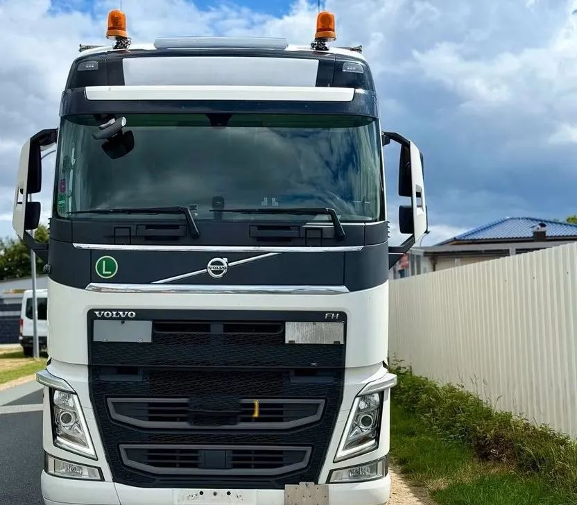 Volvo FH460 6x2 BDF | Hydrauliczna platforma załadunkowa | Ogrzewanie postojowe | Automatyczna skrzynia | Euro 6d - Plachtový nákladní auto: obrázek 3 Volvo FH460 6x2 BDF | Hydrauliczna platforma załadunkowa | Ogrzewanie postojowe | Automatyczna skrzynia | Euro 6d - Plachtový nákladní auto: obrázek 3