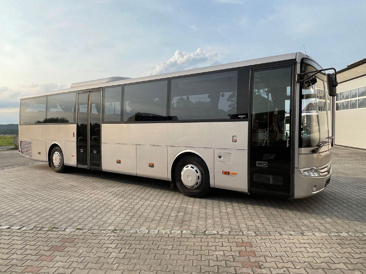 Mercedes-Benz Intouro Euro 6 mit 57 Plätzen - Autobus příměstský: obrázek 5 Mercedes-Benz Intouro Euro 6 mit 57 Plätzen - Autobus příměstský: obrázek 5