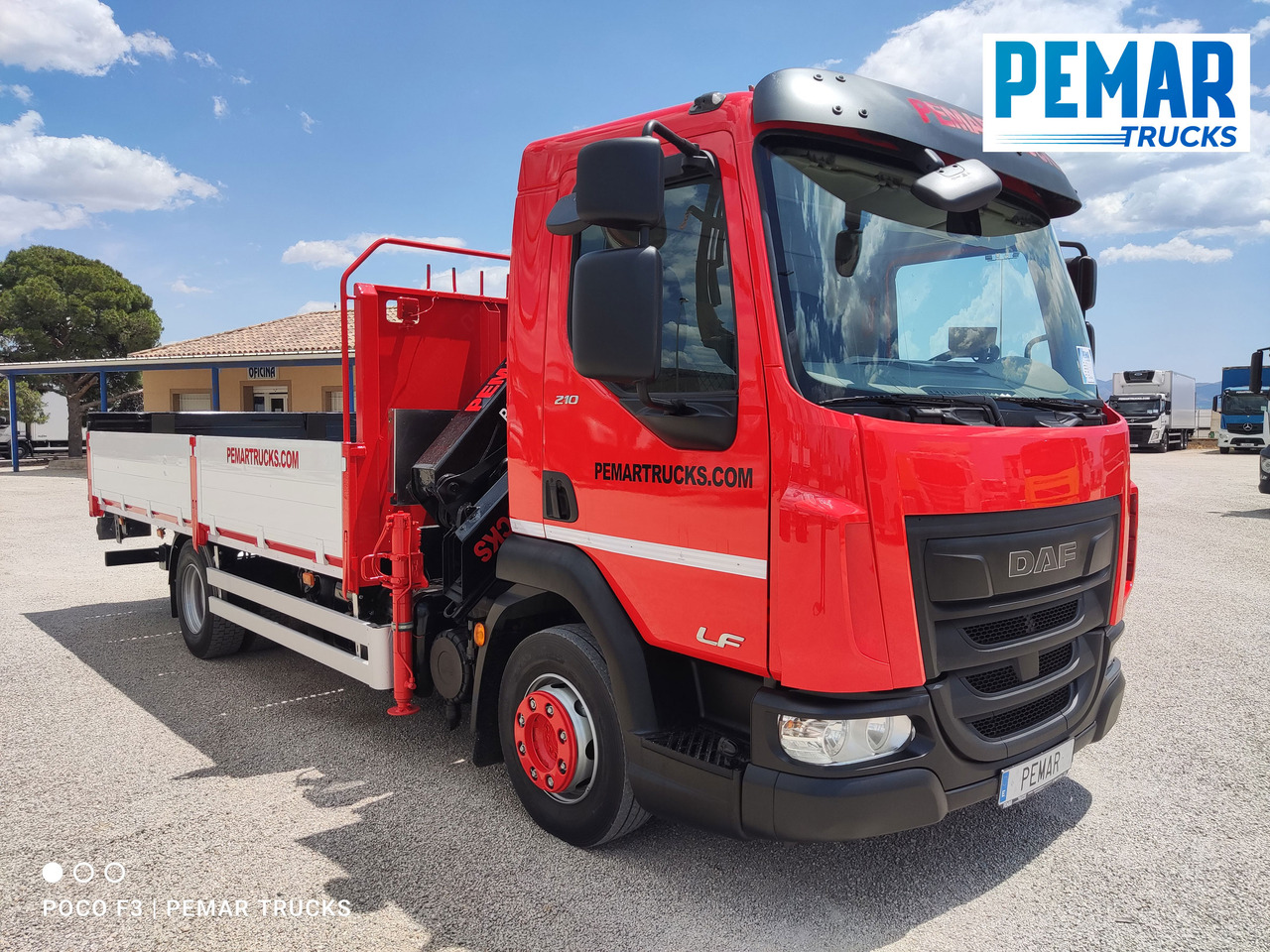 DAF LF 210 GRUA CAJA FIJA - Nákladní automobil valníkový/ Plošinový, Auto s hydraulickou rukou: obrázek 4 DAF LF 210 GRUA CAJA FIJA - Nákladní automobil valníkový/ Plošinový, Auto s hydraulickou rukou: obrázek 4