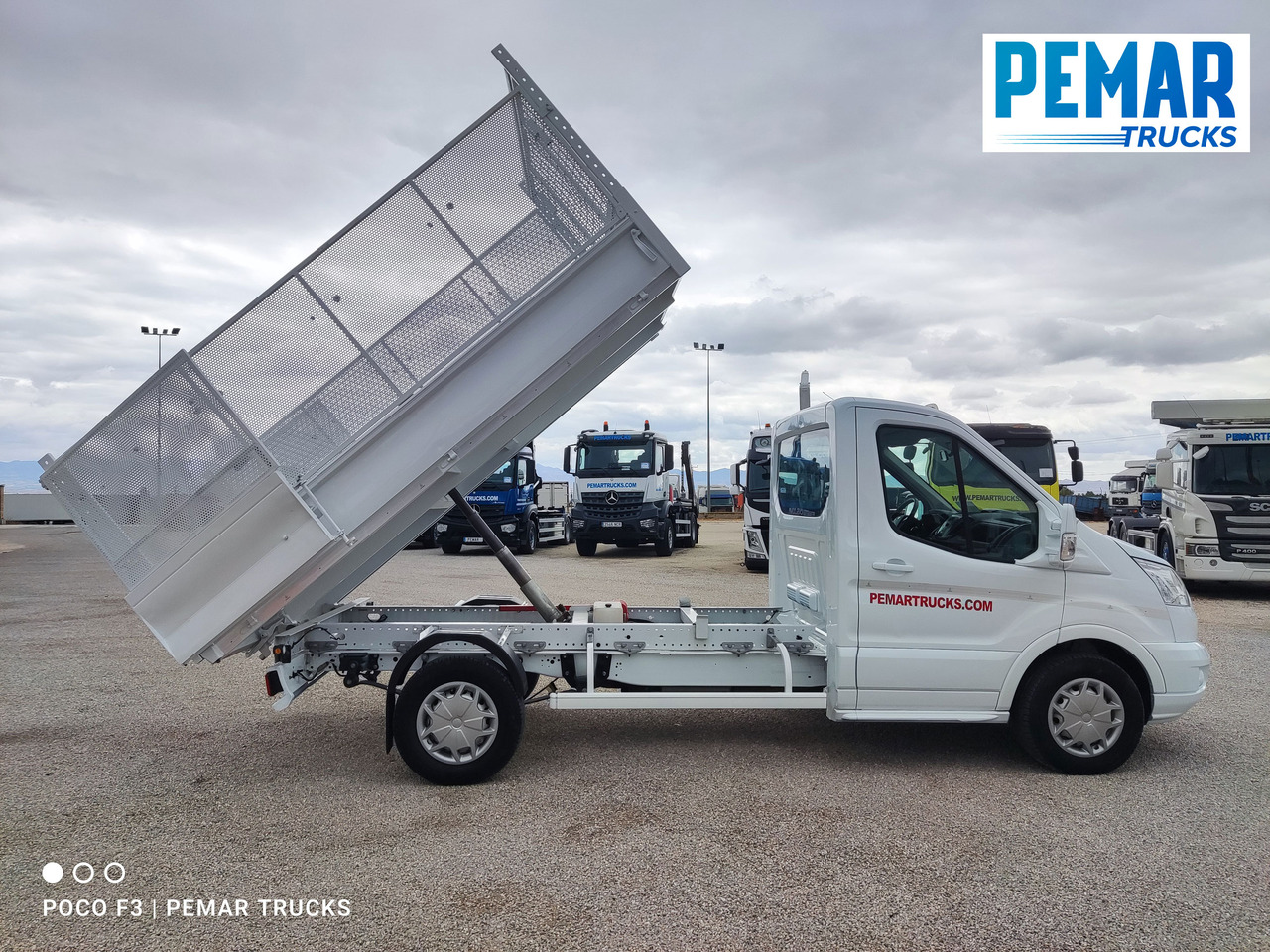 FORD TRANSIT 130 PK BASCULANTE - Dodávka sklápěč: obrázek 4 FORD TRANSIT 130 PK BASCULANTE - Dodávka sklápěč: obrázek 4