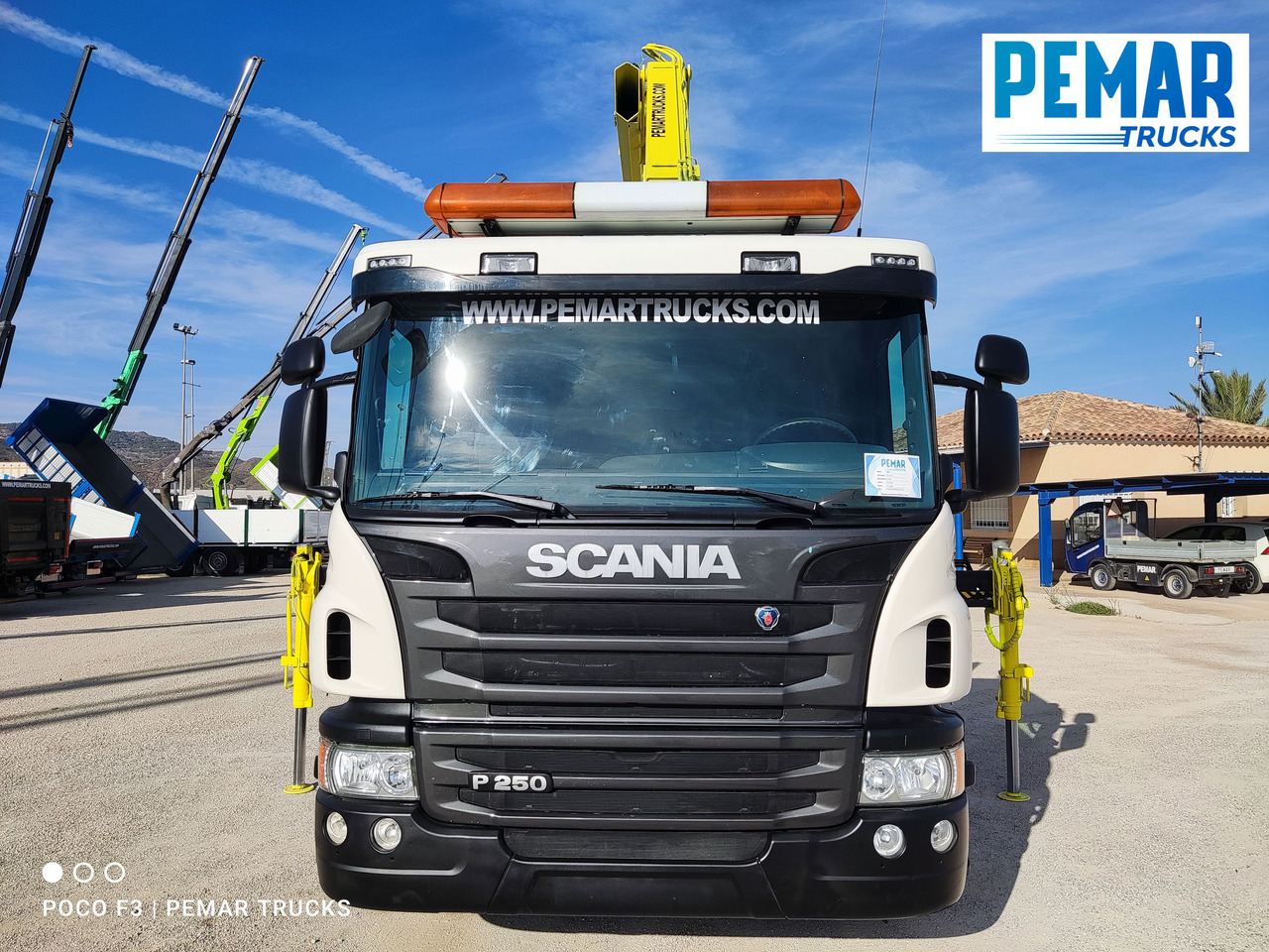 Auto s hydraulickou rukou SCANIA P 250 GRUA CAJA FIJA: obrázek 10