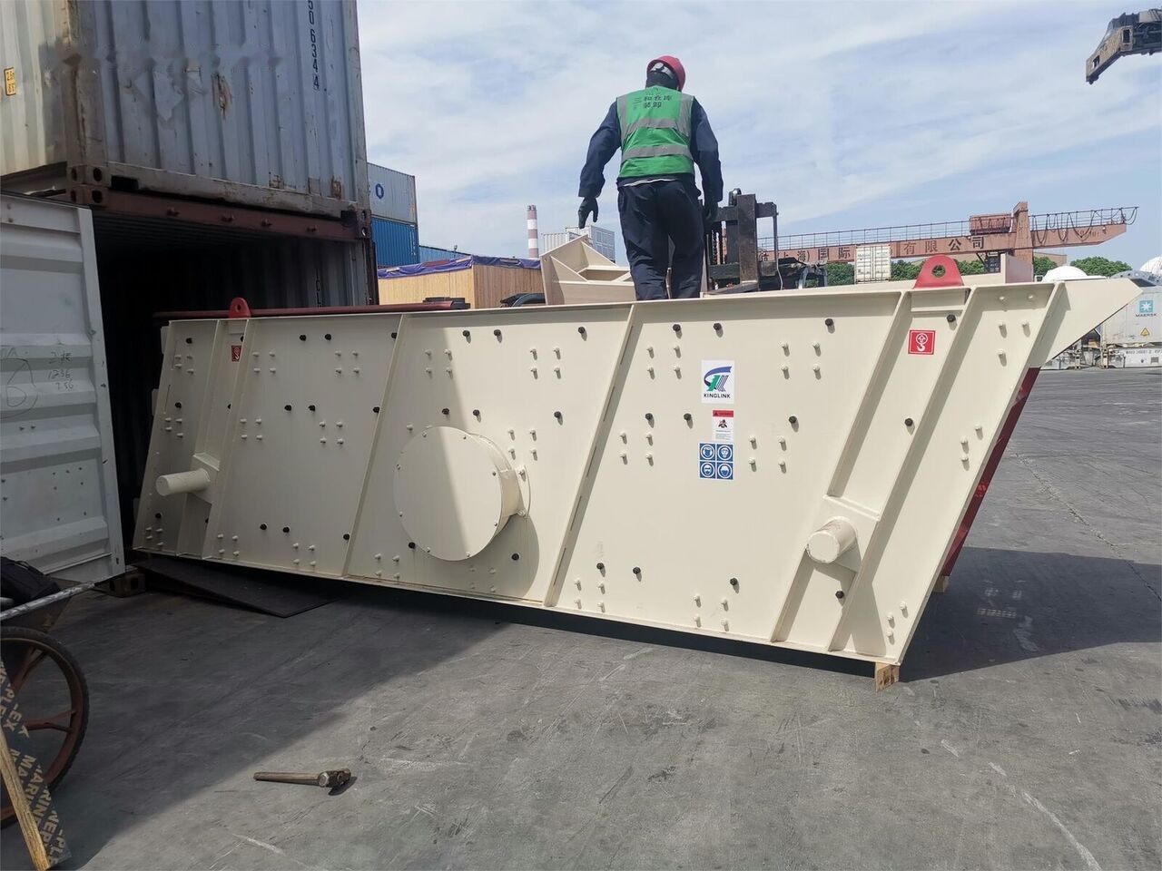 Kinglink 3YK1548 Vibrating Grizzly Screen | 100TPH - Třídič: obrázek 4 Kinglink 3YK1548 Vibrating Grizzly Screen | 100TPH - Třídič: obrázek 4