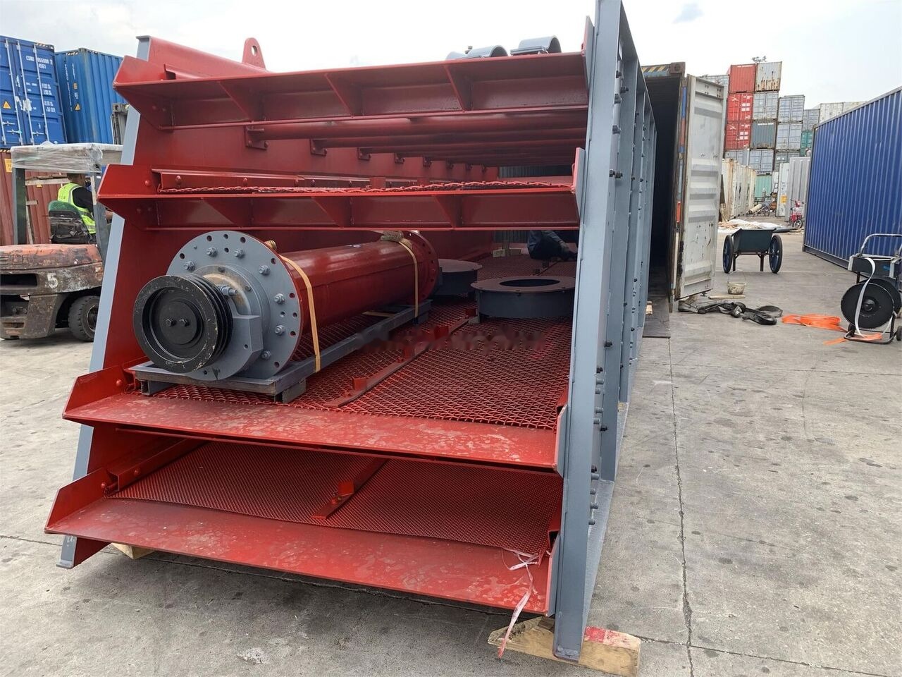Kinglink Four Decks Vibrating Screen 4YA1860 | 6x20' | 250TPH - Třídič: obrázek 3 Kinglink Four Decks Vibrating Screen 4YA1860 | 6x20' | 250TPH - Třídič: obrázek 3