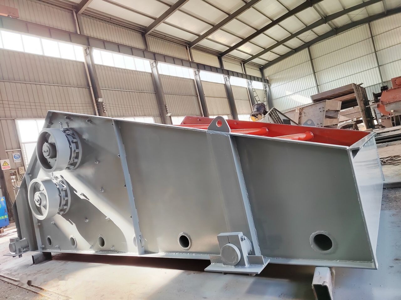 Kinglink High Frequency Sand Dewatering Screen - Drticí zařízení: obrázek 3 Kinglink High Frequency Sand Dewatering Screen - Drticí zařízení: obrázek 3