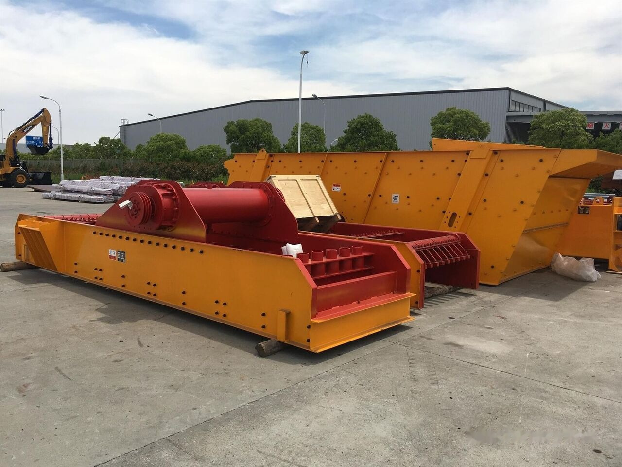 Kinglink Inclined vibrating feeder ZSW600X130 - Třídič: obrázek 3 Kinglink Inclined vibrating feeder ZSW600X130 - Třídič: obrázek 3