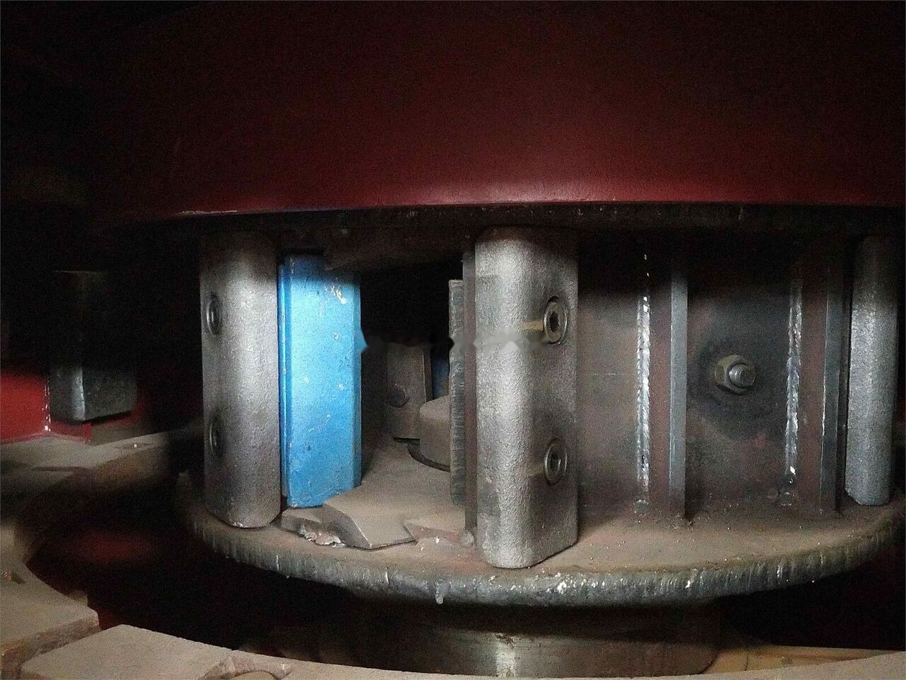 Kinglink KL10 VSI Crusher | Mineral Oil Silica Sand - Drticí zařízení: obrázek 5 Kinglink KL10 VSI Crusher | Mineral Oil Silica Sand - Drticí zařízení: obrázek 5
