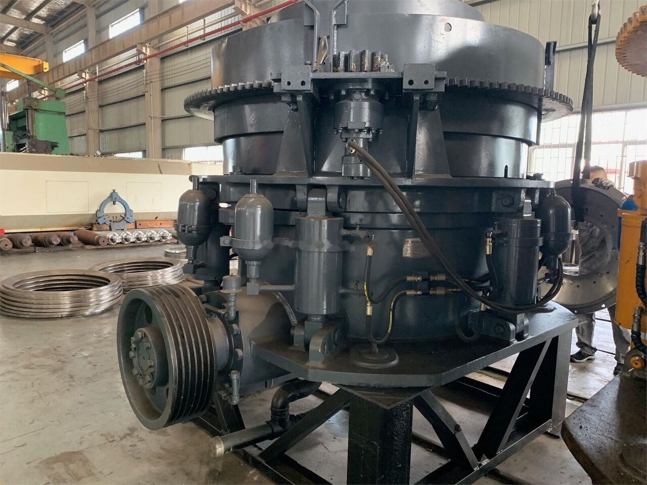 Kinglink MSC300 Hydraulic Cone Crusher - Kuželový drtič: obrázek 1 Kinglink MSC300 Hydraulic Cone Crusher - Kuželový drtič: obrázek 1