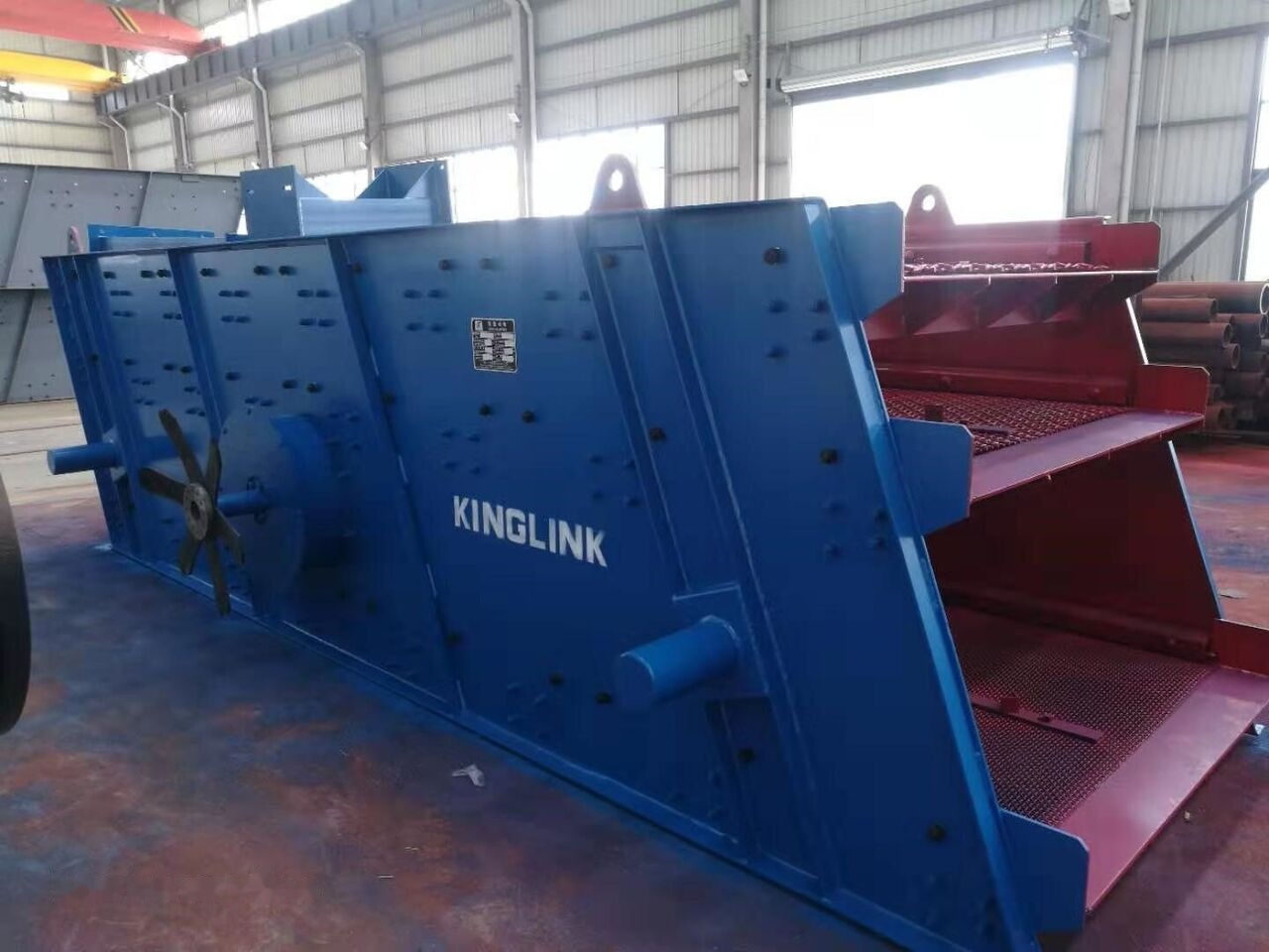 Kinglink Mineral Stone Vibrating Screen 3YK1548 to Chile - Třídič: obrázek 3 Kinglink Mineral Stone Vibrating Screen 3YK1548 to Chile - Třídič: obrázek 3