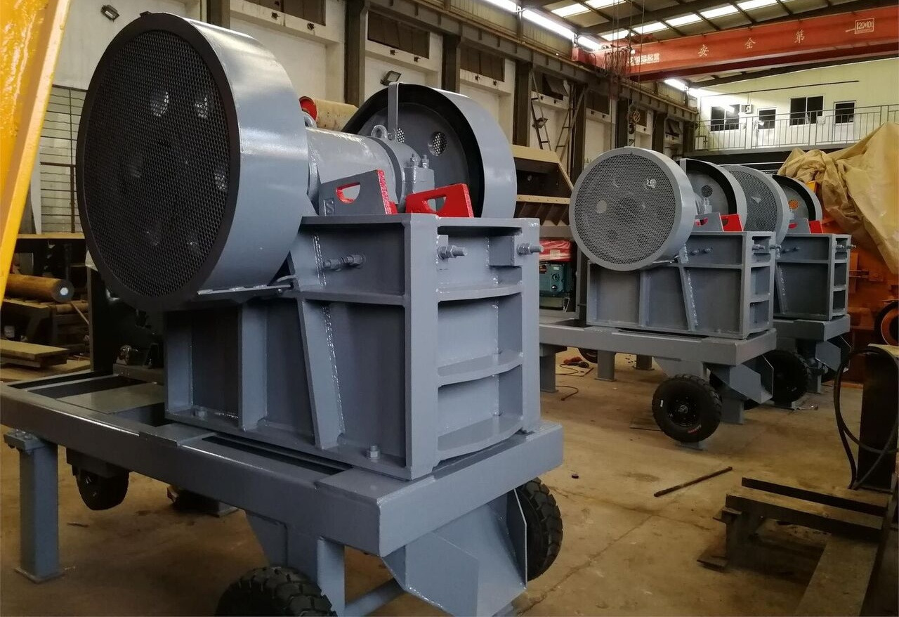 Kinglink PE1016 Small Jaw Crusher Made In China - Čelisťový drtič: obrázek 5 Kinglink PE1016 Small Jaw Crusher Made In China - Čelisťový drtič: obrázek 5