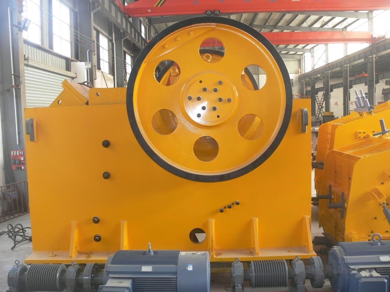 Kinglink PE1200X1500 Large Capacity Big Jaw Crusher - Čelisťový drtič: obrázek 3 Kinglink PE1200X1500 Large Capacity Big Jaw Crusher - Čelisťový drtič: obrázek 3