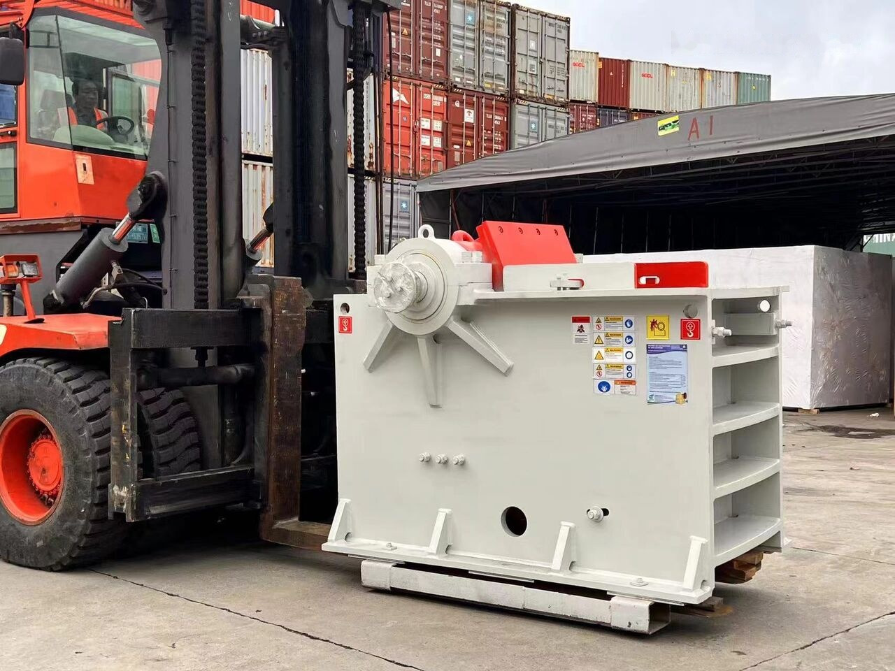 Kinglink PE2436 | PE600x900 Jaw Crusher for Stone Crushing Plant - Čelisťový drtič: obrázek 1 Kinglink PE2436 | PE600x900 Jaw Crusher for Stone Crushing Plant - Čelisťový drtič: obrázek 1