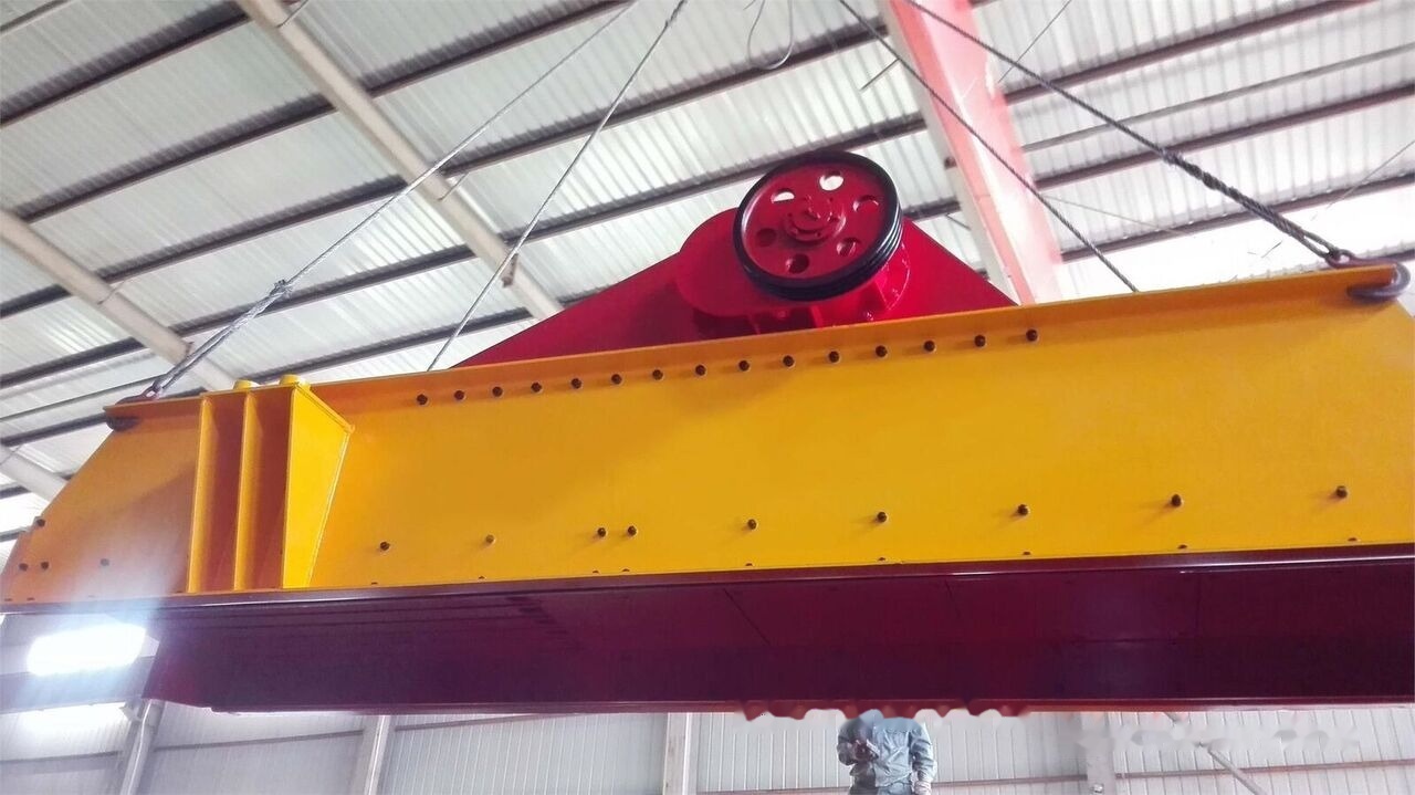 Kinglink ZSW490x110 Linear Vibrating Feeder - Důlní stroj: obrázek 1 Kinglink ZSW490x110 Linear Vibrating Feeder - Důlní stroj: obrázek 1