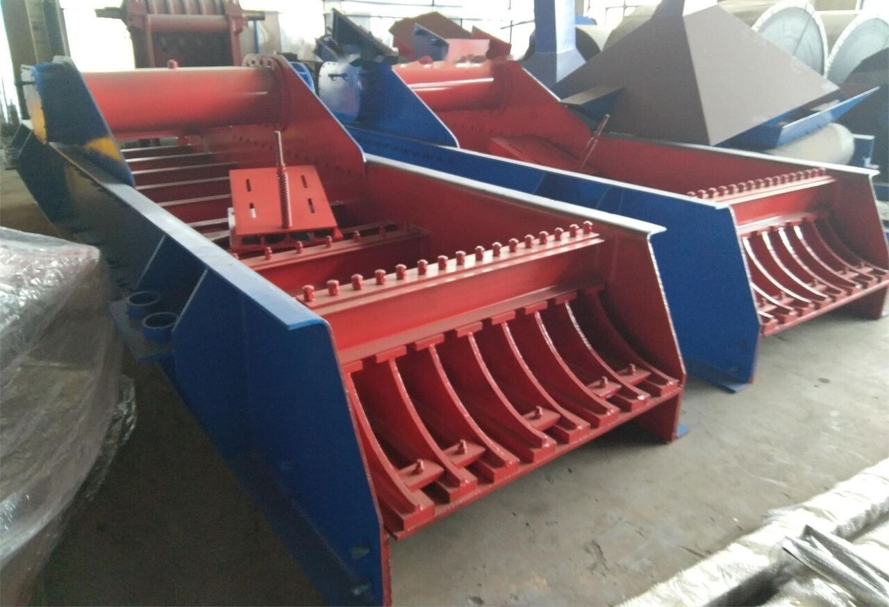 Kinglink ZSW600x150 Vibrating Feeder - Důlní stroj: obrázek 3 Kinglink ZSW600x150 Vibrating Feeder - Důlní stroj: obrázek 3