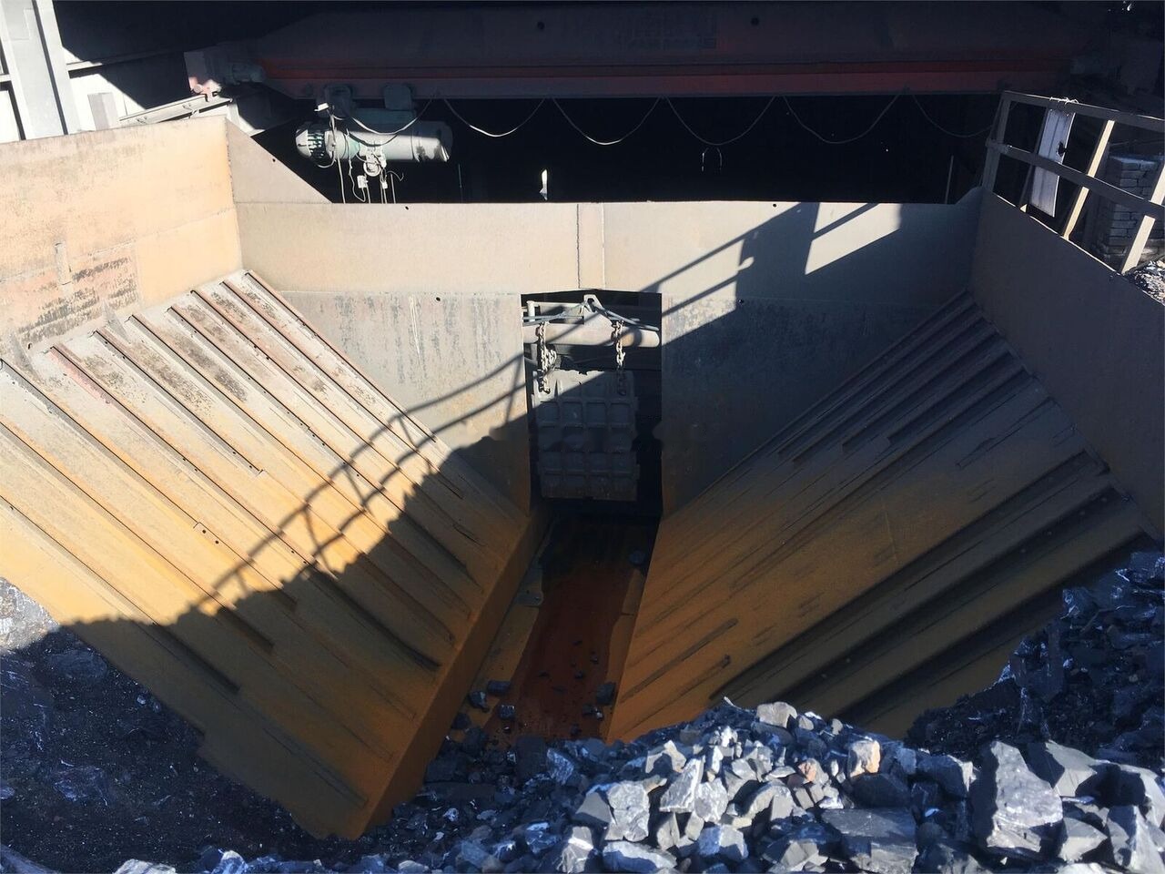Kinglink ZSW600x150 Vibriting Feeder For Sale - Důlní stroj: obrázek 1 Kinglink ZSW600x150 Vibriting Feeder For Sale - Důlní stroj: obrázek 1