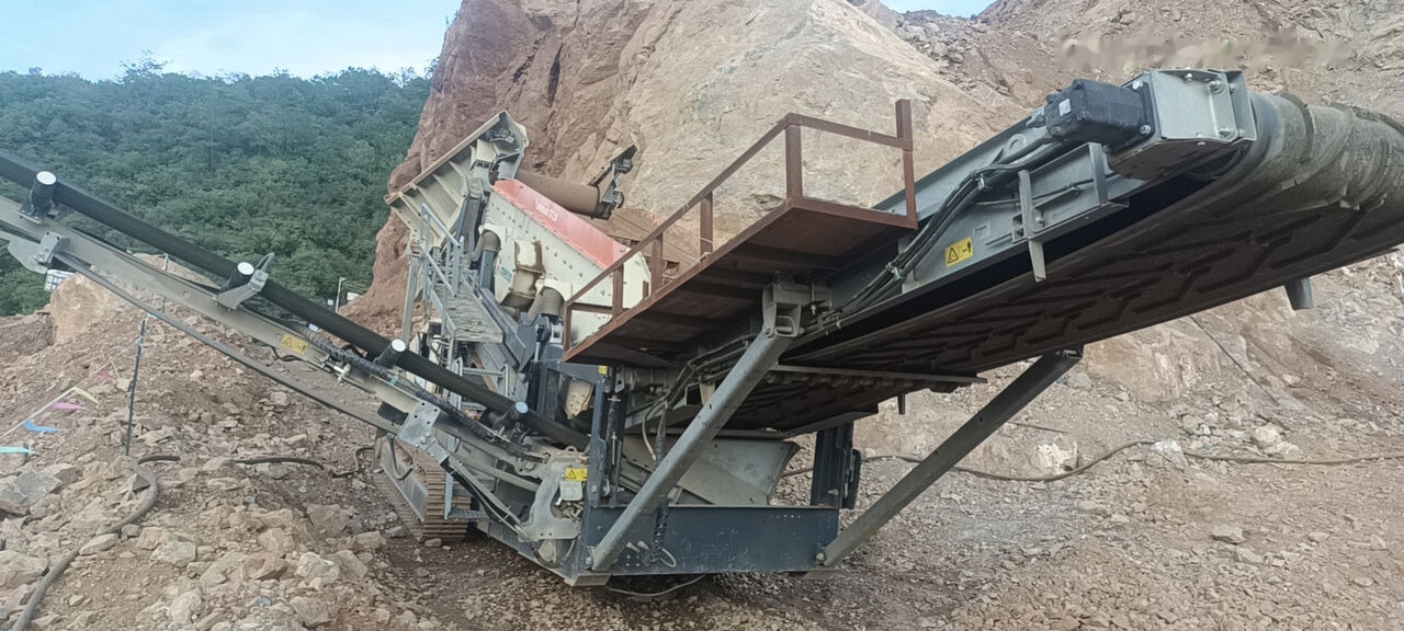 Metso LOKOTRACK ST2.8 VIBRATING SCREEN - Mobilní drtič: obrázek 1 Metso LOKOTRACK ST2.8 VIBRATING SCREEN - Mobilní drtič: obrázek 1